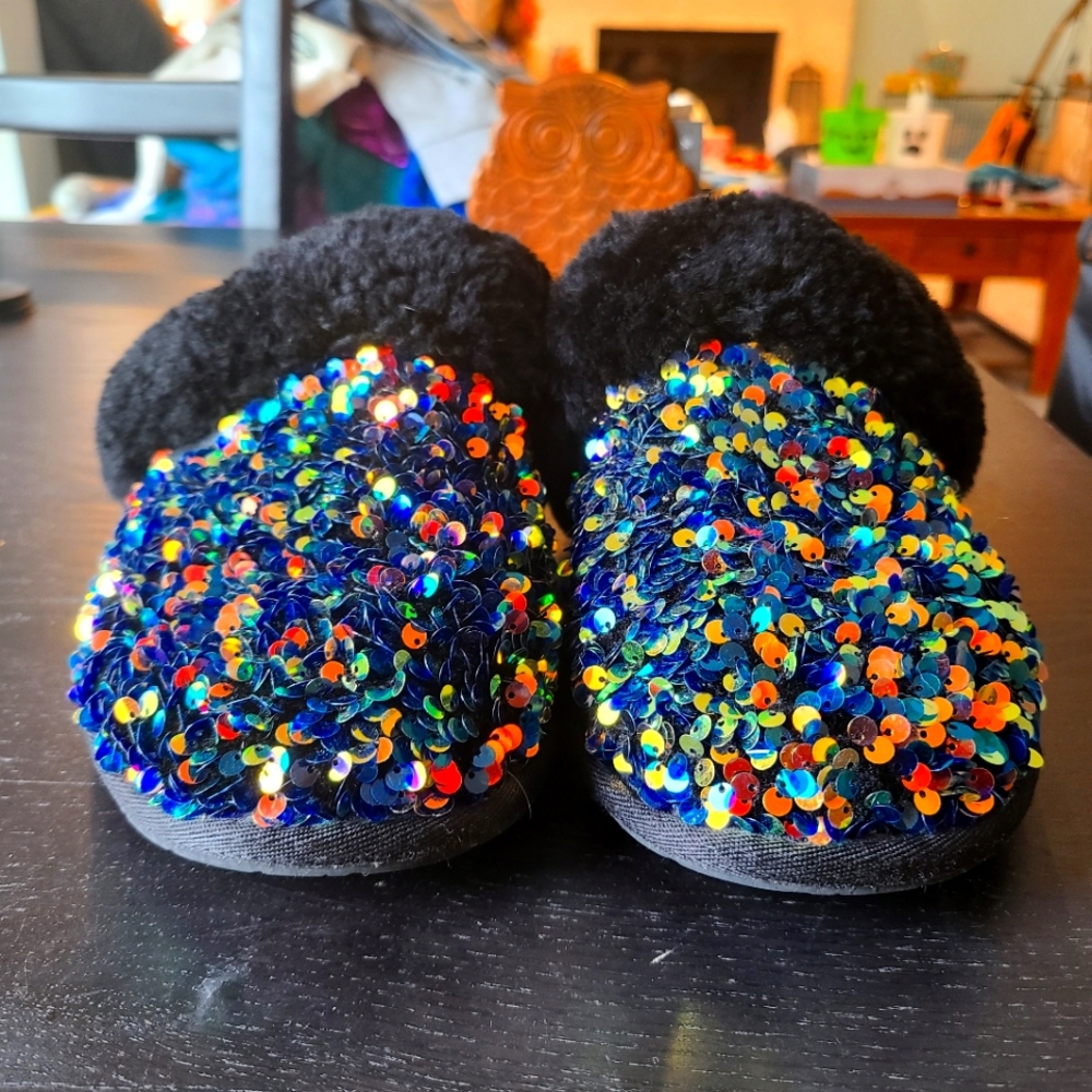 UGG Scuffette Slipper Iridescent Sequins Size 8